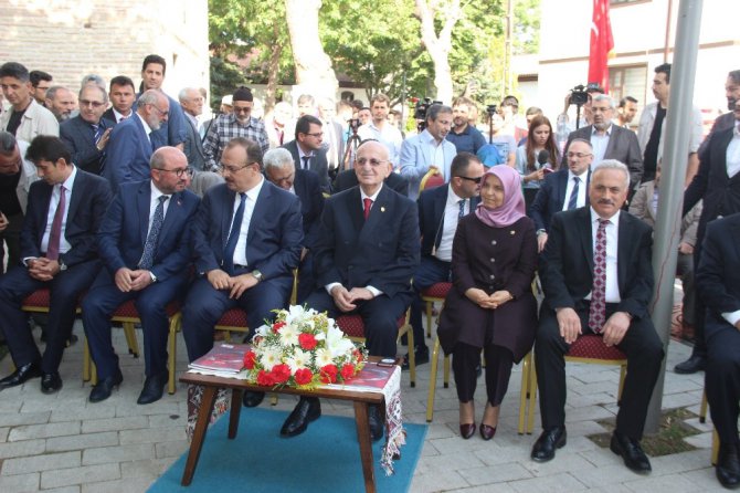 Meclis Başkanı Kahraman: “Bundan sonra darbeyle karşı karşıya kalmayacağız”