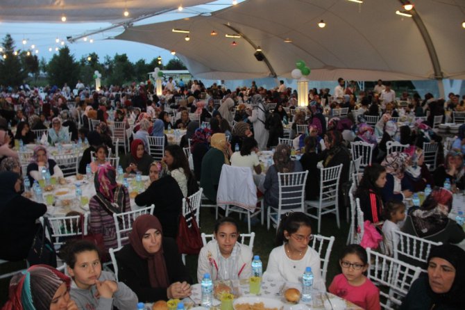 Eminevim’den Konya’da iftar yemeği programı