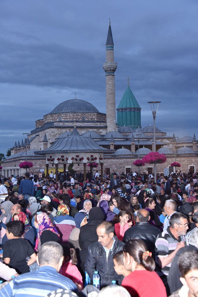 Konya Büyükşehir’den Kardeşlik İftarı