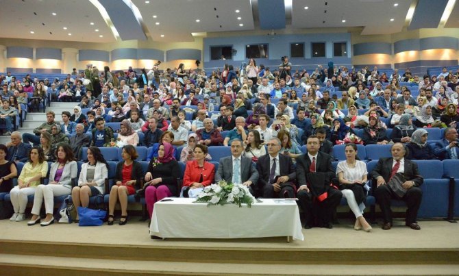 Genç Sağlıkçıların mezuniyet heyecanı