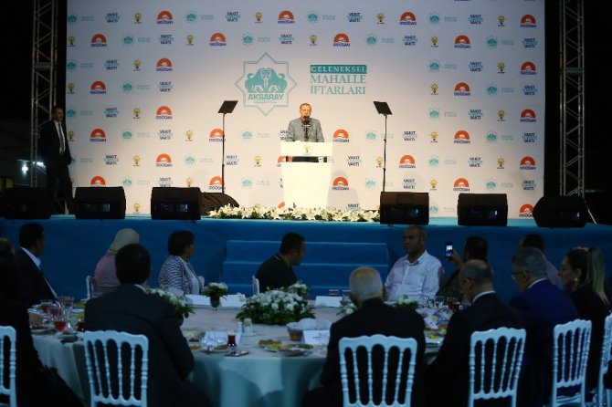 Cumhurbaşkanı Erdoğan: “Biz teröristlerin apoletlerini söktük”