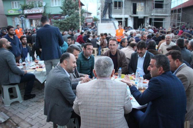 Beyşehir’de dış mahalle iftarları sürüyor