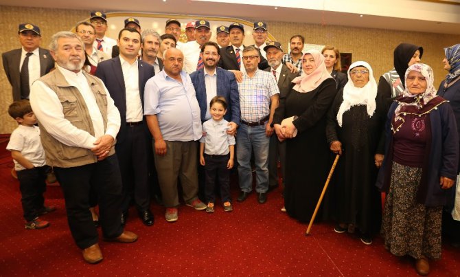 Aksaray Belediyesi, şehit aileleri ve gaziler onuruna iftar verdi