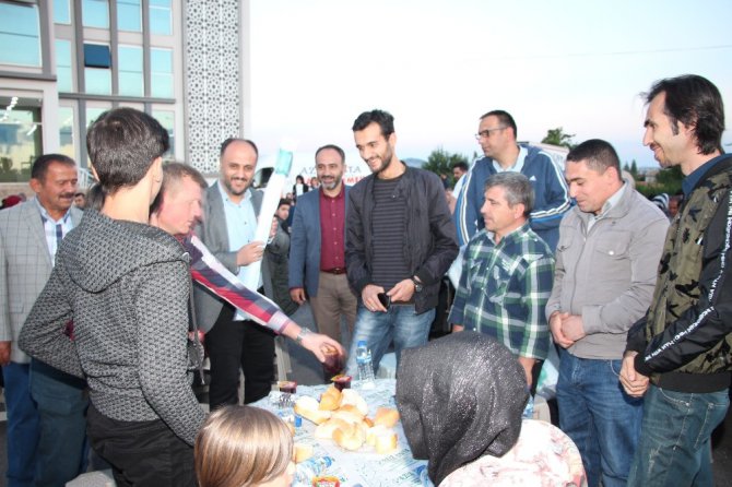 Beyşehir’de belediye çalışanları ve aileleri iftarda buluştu