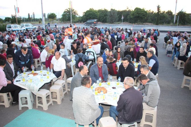 Beyşehir’de belediye çalışanları ve aileleri iftarda buluştu