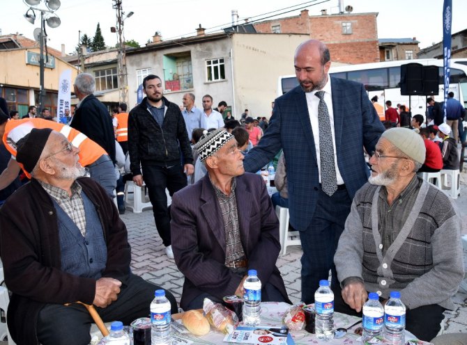 Selçuklu Belediyesinden Tepekent ve Başarakavak’ta iftar