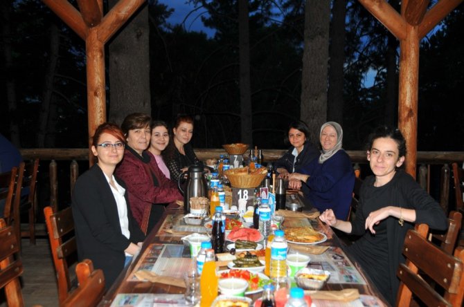 Başkan Akkaya’dan ilçe protokolüne iftar