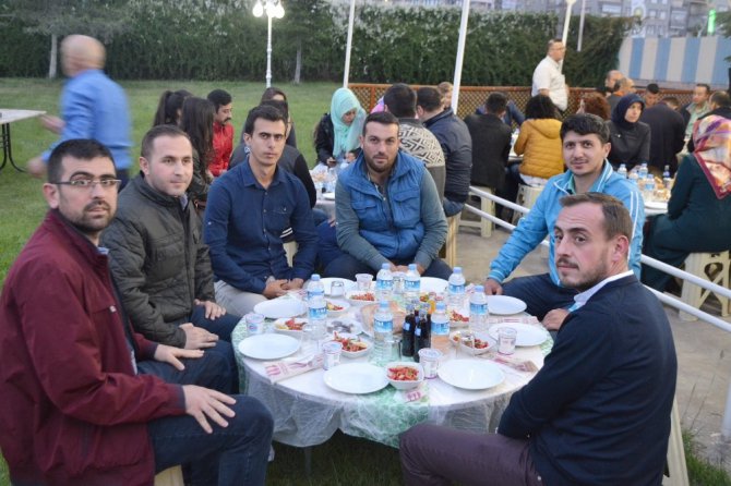 MEDAŞ’tan iftar yemeği