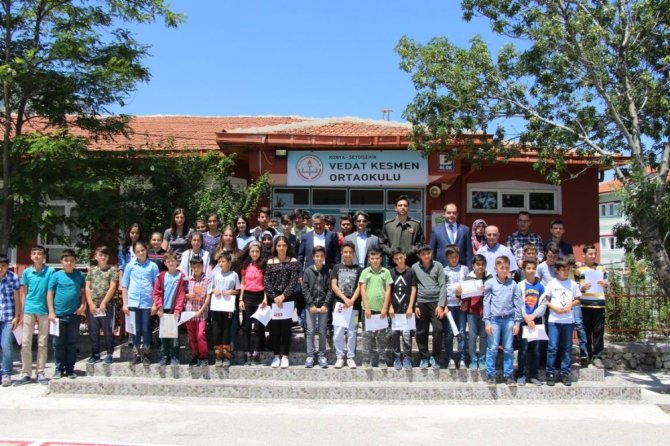 Seydişehir’de öğrenciler karnelerini aldı