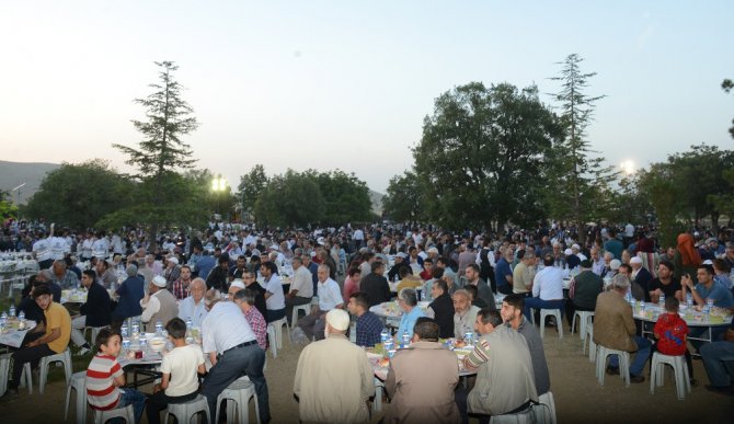 Konya’nın manevi mimarlarından Ladikli Ahmet Hüdai Hazretleri anıldı