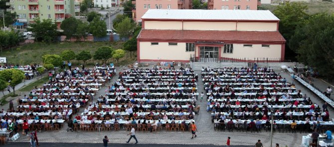 Başkan Yazgı iftar yemeğinde müjdeyi verdi