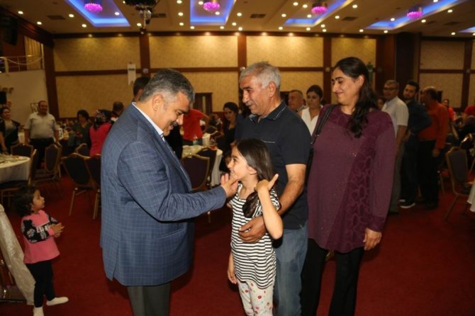 Başkan Özgüven, personelle iftarda bir araya geldi