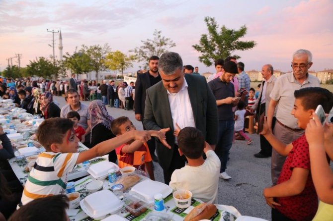 Başkan Özgüven: "40 bin hemşehrimizle iftar sofrasında buluştuk"