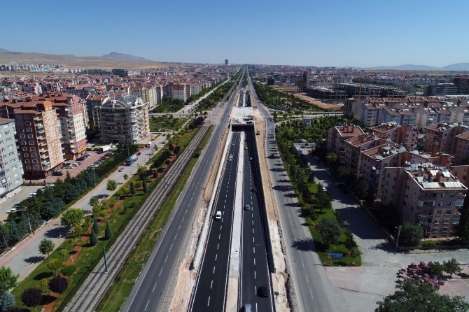 Konya’da 4 yeni köprülü kavşaktan alttan geçiş verildi