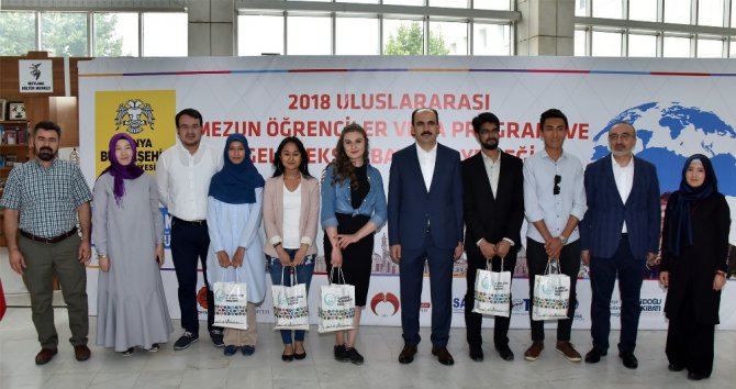 Başkan Altay uluslararası öğrencilerle bayramlaştı