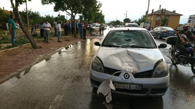 Çöp atmak için yolun karşısına geçen yaşlı adam otomobilin çarpması sonucu öldü