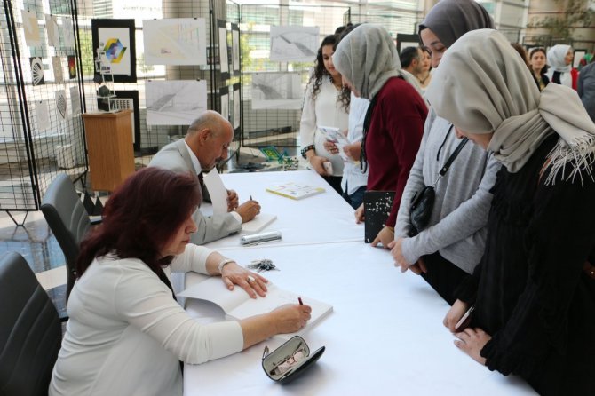 “Temel Tasarım” kitabı düzenlenen imza gününde tanıtıldı