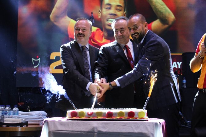 Konya’da Galatasaray 21. şampiyonluğunu kutladı