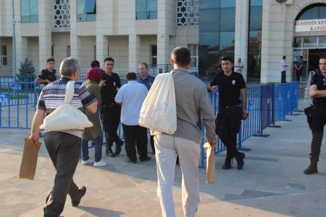 Konya’da oylar adliyeye teslim edilmeye başlandı