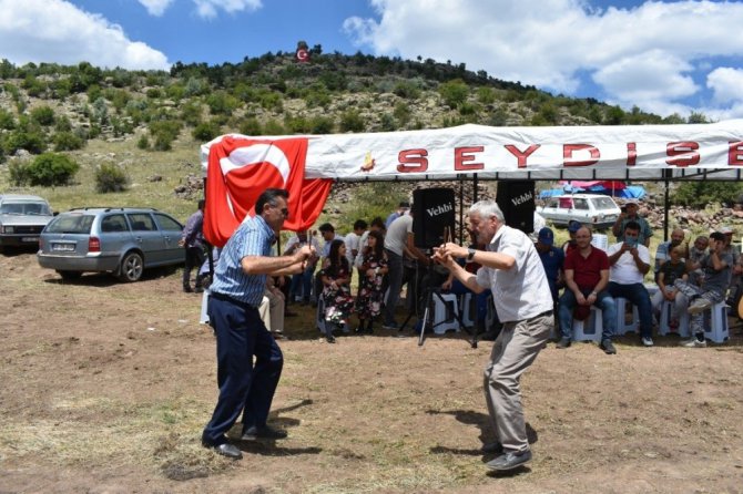 Başkan Tutal, Tepecik ve Madenli Yayla Şenliklerine katıldı