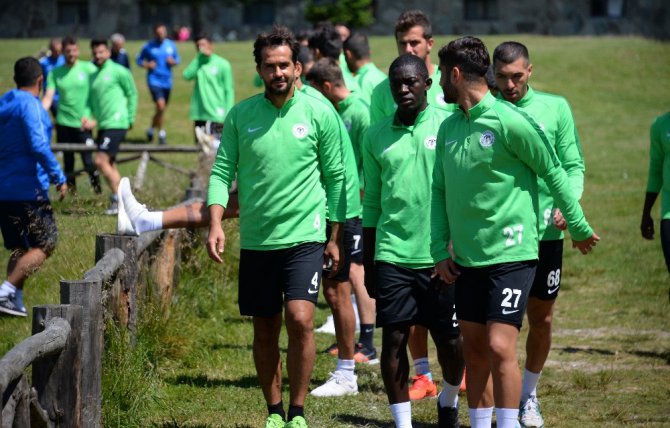 Atiker Konyaspor’un Bolu kampı devam ediyor