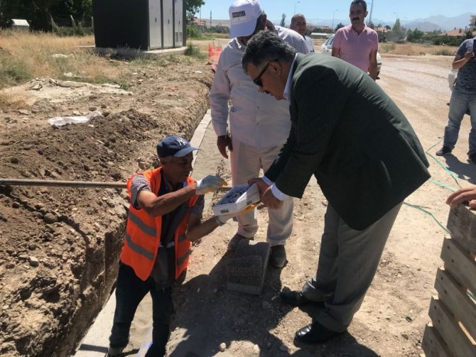 Başkan Özgüven, sahadaki çalışmaları inceledi