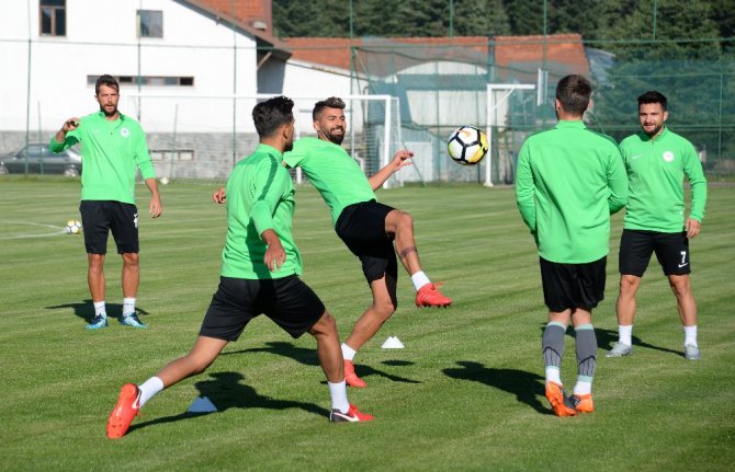 Atiker Konyaspor’un Bolu kampı devam ediyor