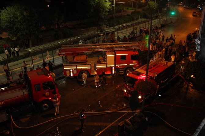 Konya’da kafede korkutan yangın