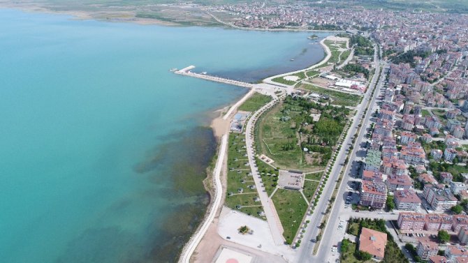 Beyşehir’de sahil bandına bisiklet ve yürüyüş yolu