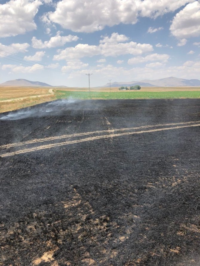 Kulu itfaiyesi bir günde 950 dekar anız yangınına müdahale etti