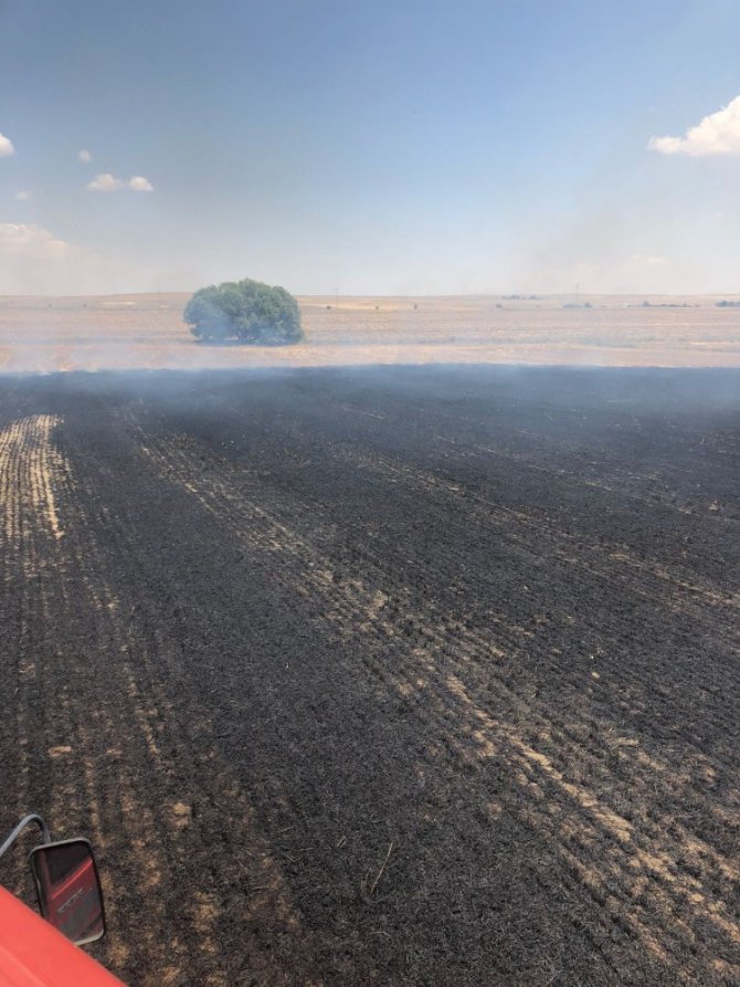 Kulu itfaiyesi bir günde 950 dekar anız yangınına müdahale etti