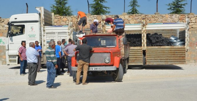 Ereğli’de tarımsal destekleme kapsamında aparatlar çiftçilere dağıtıldı