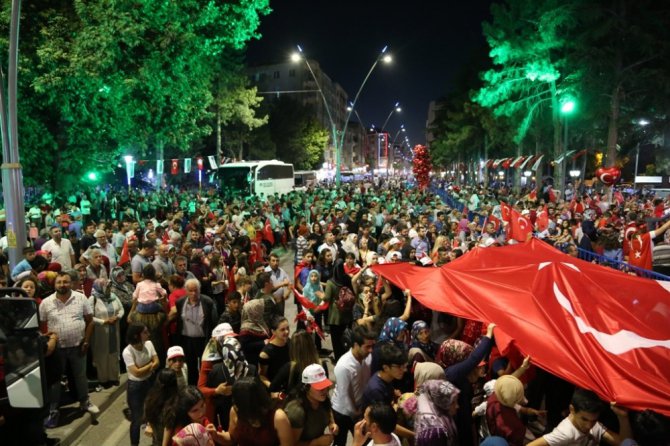 Ereğli’de binler 15 Temmuz’u andı