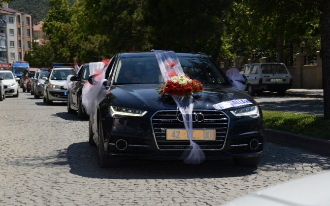 Başkan Altay’ın makam aracı şehit çocuklarının sünnet arabası oldu