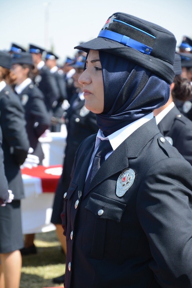 15 Temmuz şehidi ikiz polislerin eşleri de polis oldu