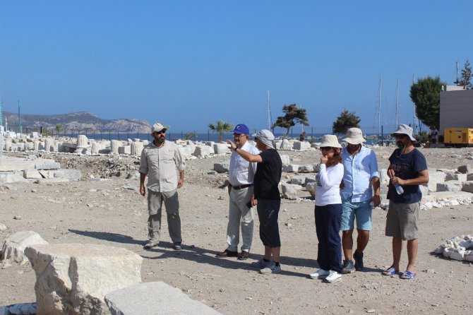 Rektör Şahin Knidos’ta çalışmaları inceledi