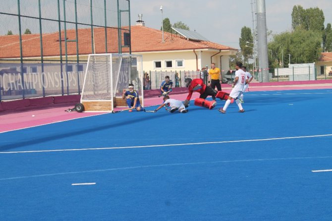 U18 Hokey Şampiyonası’nda Ukrayna birinci oldu