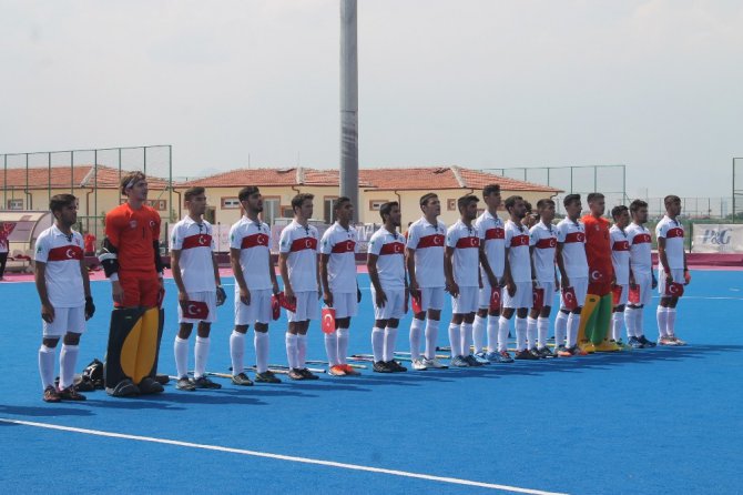 U18 Hokey Şampiyonası’nda Ukrayna birinci oldu