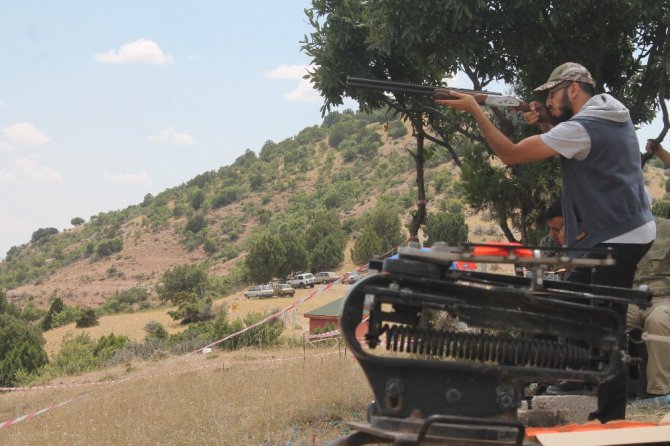 Konya’da trap ve tek kurşun atış yarışması