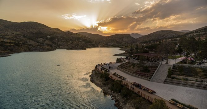 Şehrin yeni gözdesi Sille Baraj Park