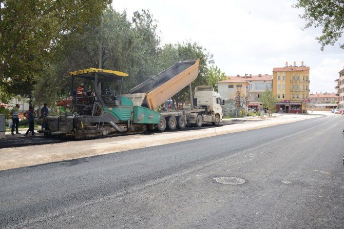 Konya Büyükşehir, Ilgın’da prestij cadde yatırımlarını sürdürüyor