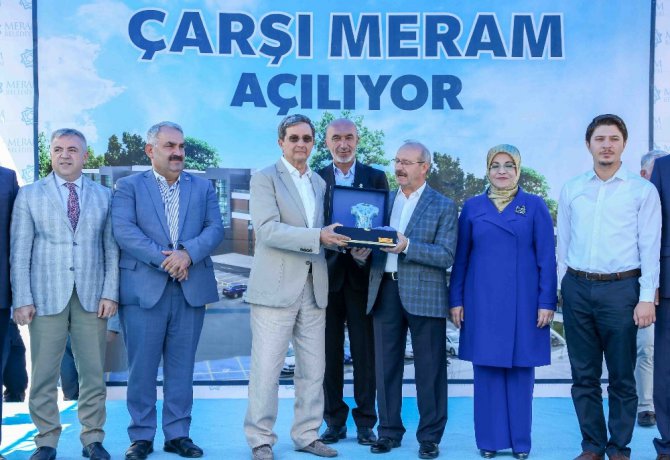 ’Çarşı Meram’ İş Merkezi törenle açıldı