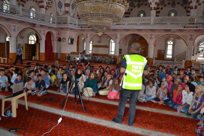 Kulu’da camilerde trafik semineri verildi