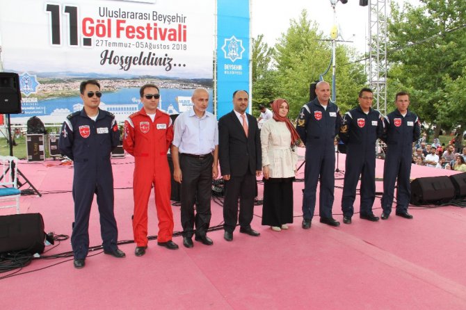 Türk Yıldızları, Beyşehir Gölü semalarında yıldızlaştı