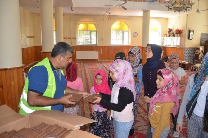 Ereğli Belediyesinden çocuklara hediye