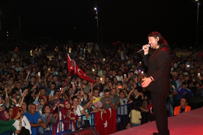 Beyşehir Göl Festivali Ahmet Şafak konseri ile sona erdi