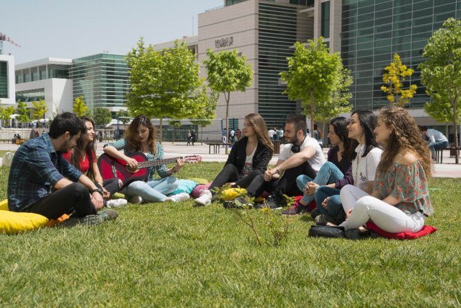 KTO Karatay Üniversitesi yeni öğrencilerini bekliyor