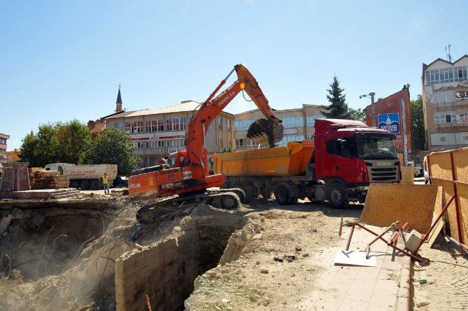 Akşehir dev meydana kavuşuyor