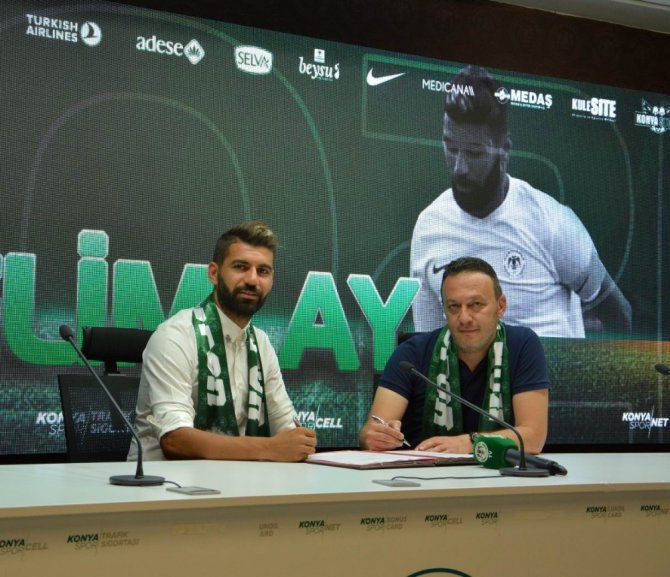 Atiker Konyaspor 3 futbolcuyla sözleşme yeniledi