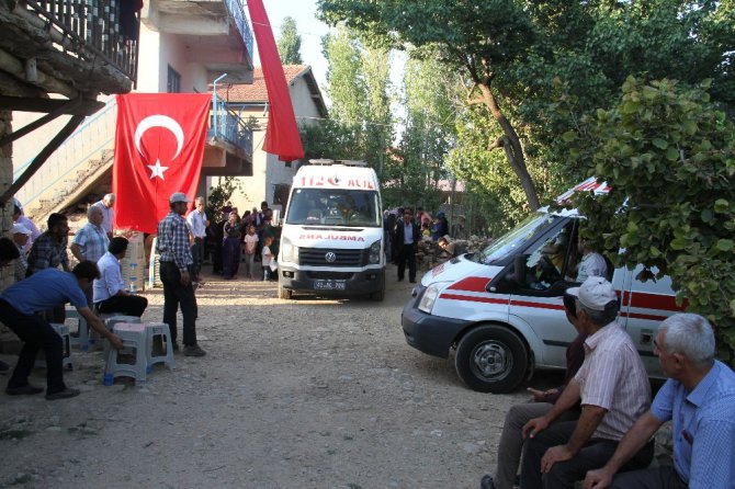 Konyalı şehidin baba ocağına ateş düştü